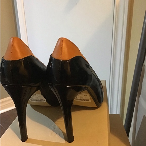 Shoes brand new never worn - Picture 3 of 9